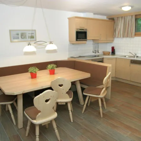 Luxurious Chalet In With Sauna Wald im Pinzgau
